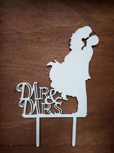 Wooden cake topper kissing couple "MR & MRS" white 18.5cm