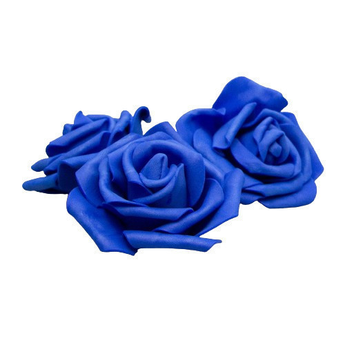 Róża piankowa w kolorze ciemnoniebieskim o średnicy 6-7 cm