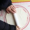 Silicone stretching sheet, silicone stretching board, silicone kneading board