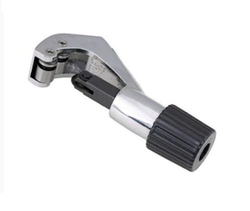 Aluminum alloy pipe cutter