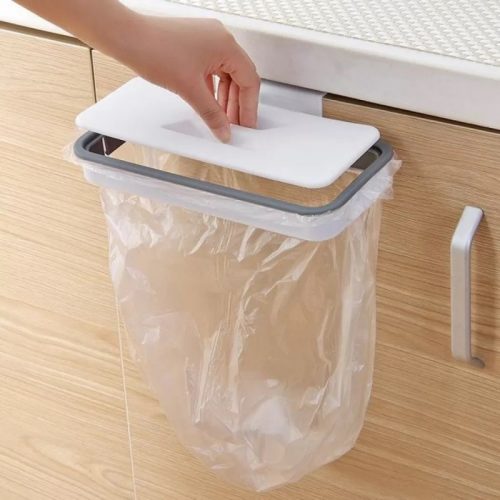 Garbage bag holder that can be hung