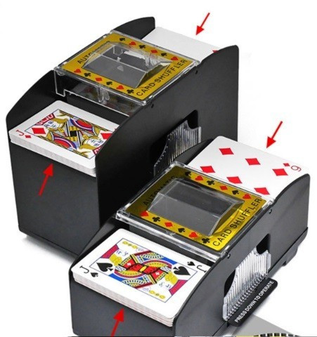 Automatic card shuffling machine