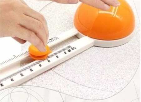 Circular cutting tool - for DIY